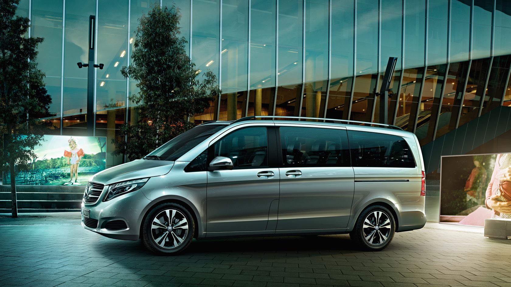 Alquiler de una minivan con chófer