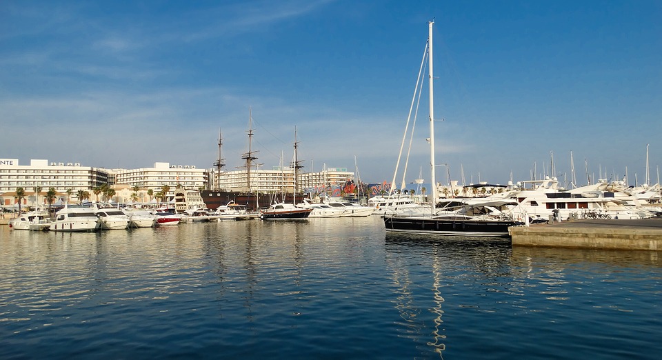Traslados del puerto al centro de Valencia 1