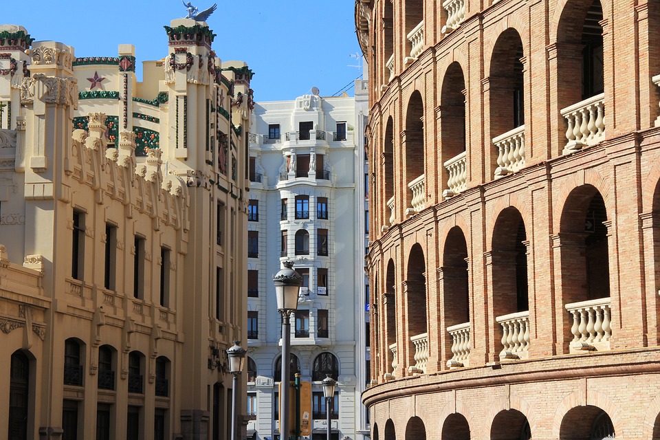 Viajar a Valencia en verano, cómo desplazarse 1