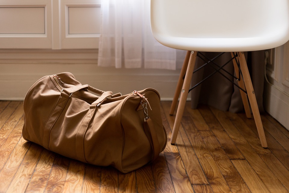 ¿Qué llevar en tu maleta de mano en un viaje de negocios? 3